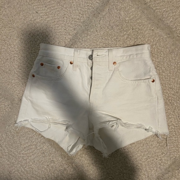 Levi’s Women’s White 501 Original Fit High-Rise Denim Shirts - Picture 1 of 6